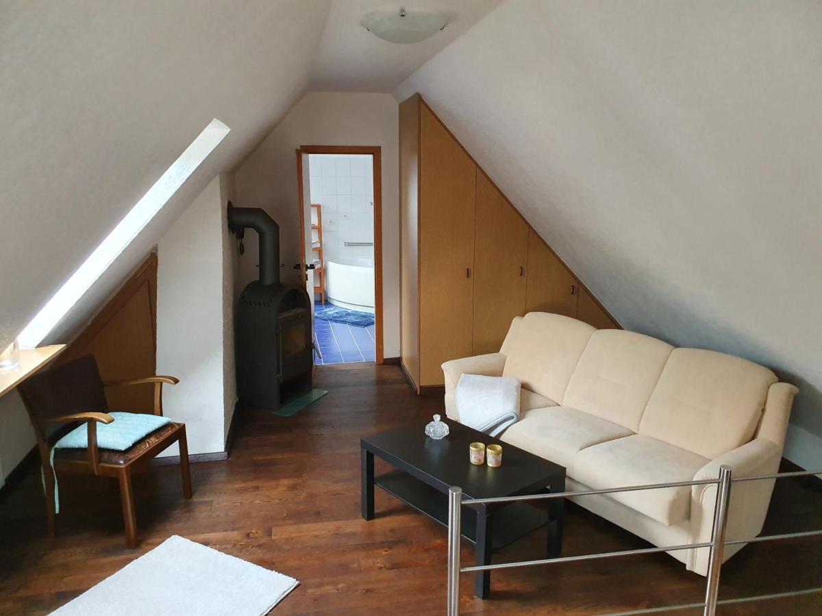 Apartment Binnenhafen Duisburgo Esterno foto